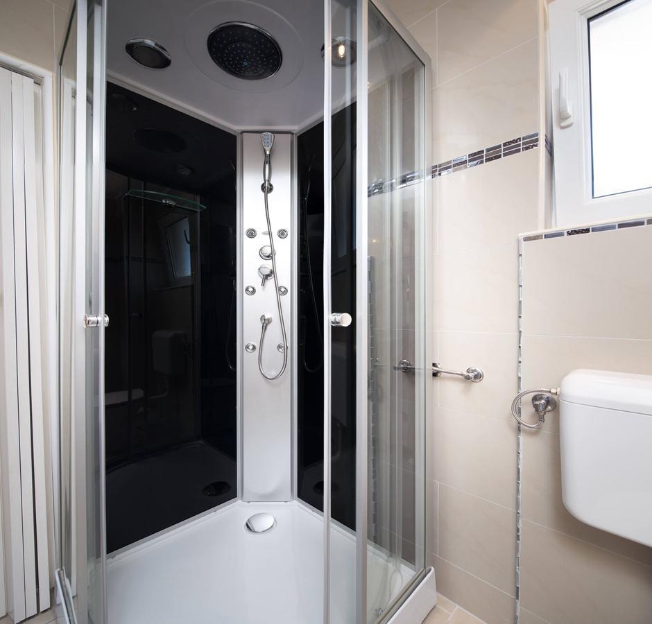 Villa Cruiser Марина Екстериор снимка